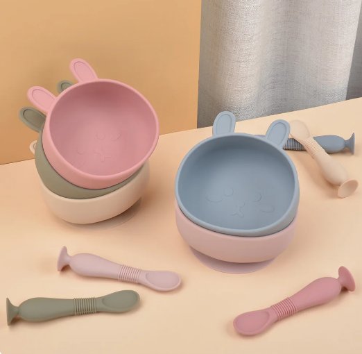 Królik Zestaw Silikonowy Miseczka Plus Łyżeczka- Niebieski