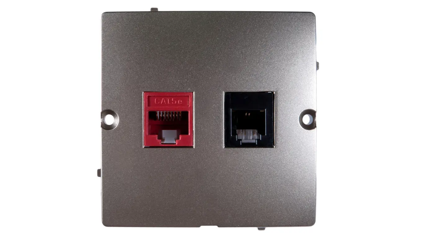 Kontakt Simon Gniazdo ścienne Basic Komputer RJ45+telef. RJ11 (moduł) BMF5T.0