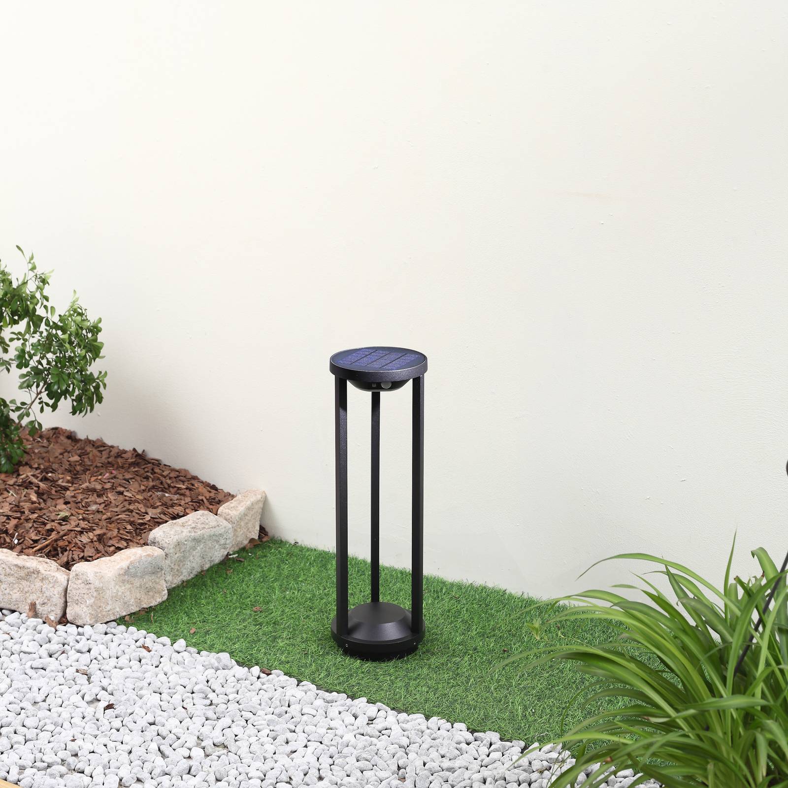 Lucande LED lampa solarna Nilea, Ø 16 cm, czarna, czujnik