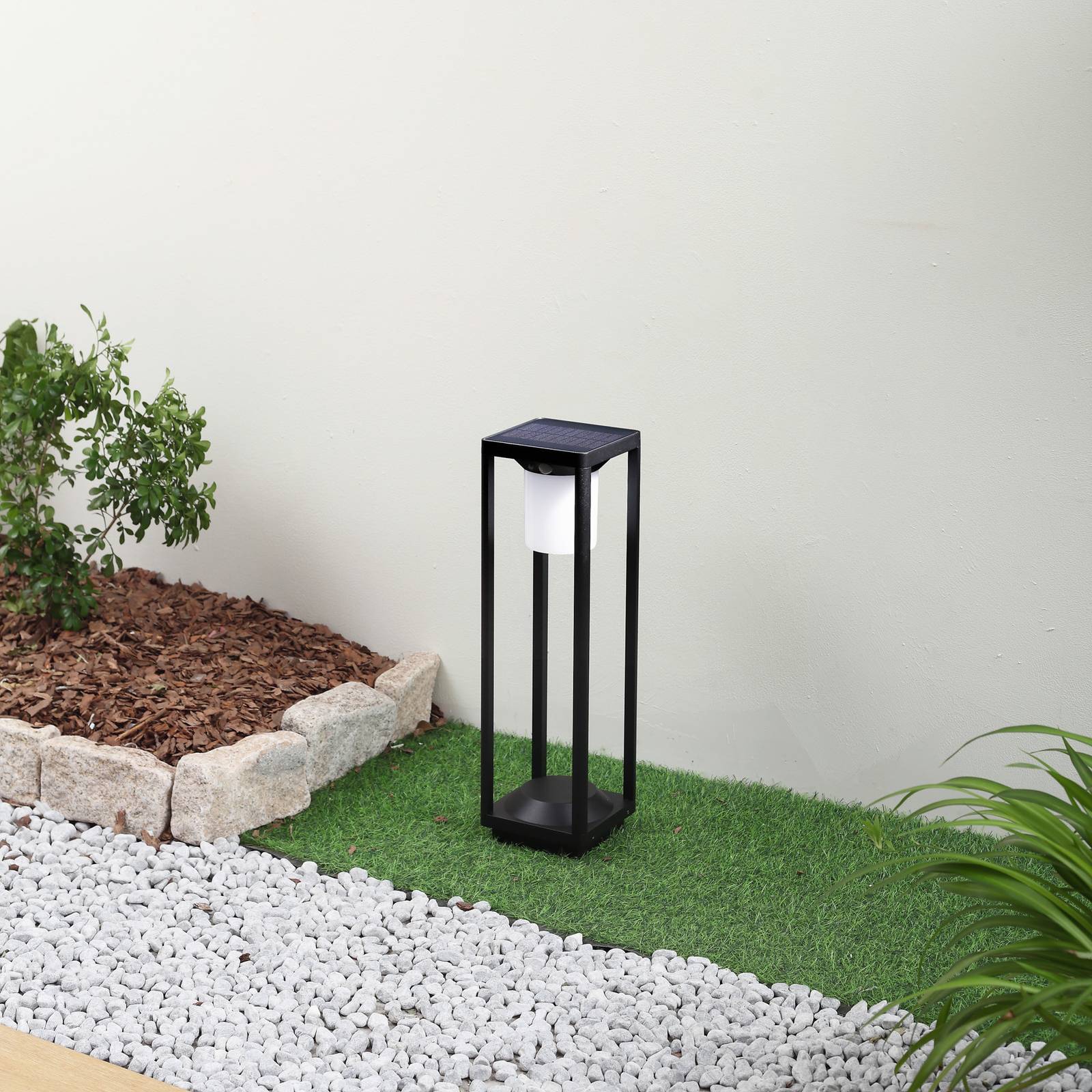 Lucande LED solarne oświetlenie ścieżki Nilea, 50 cm, czarne, czujnik
