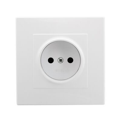 Gniazdo pojedyncze bez uziemienia Milano białe