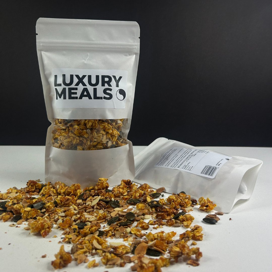 Granola sezamowa z orzechami włoskimi, morelami suszonymi i ryżem preparowanym - 1kg