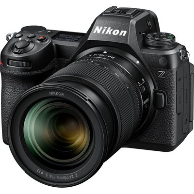 Nikon Z6 III + 24-70mm 