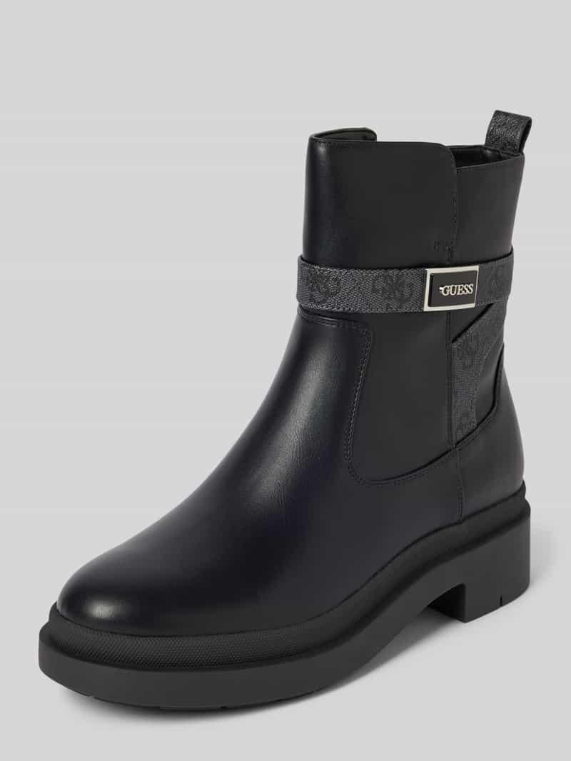 Buty z aplikacją z logo model ‘OVELLE’