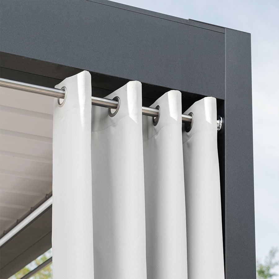 Gotowa zasłona tarasowa na przelotkach Gardenia, kolor biały, dostępna w rozmiarze 140x180 cm