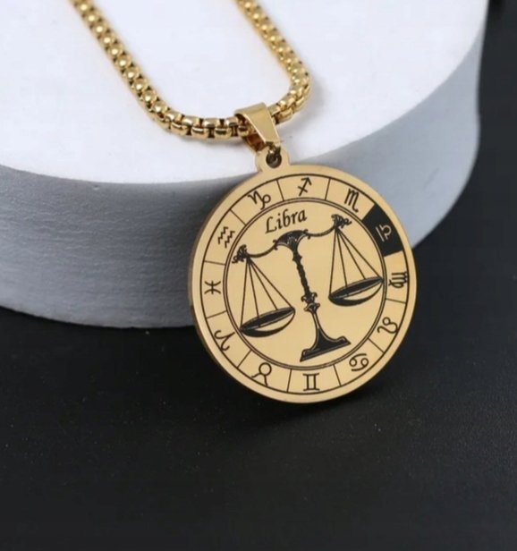 Naszyjnik wisiorek Waga Libra znak zodiaku prezent