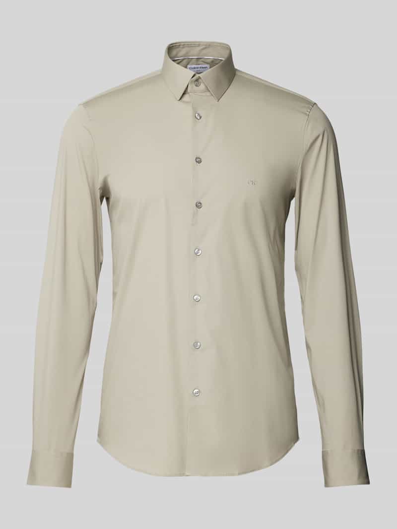 Koszula biznesowa o kroju slim fit z wyhaftowanym logo model ‘Bari’