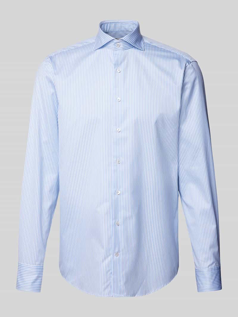 Koszula biznesowa o kroju slim fit z kołnierzykiem typu cutaway