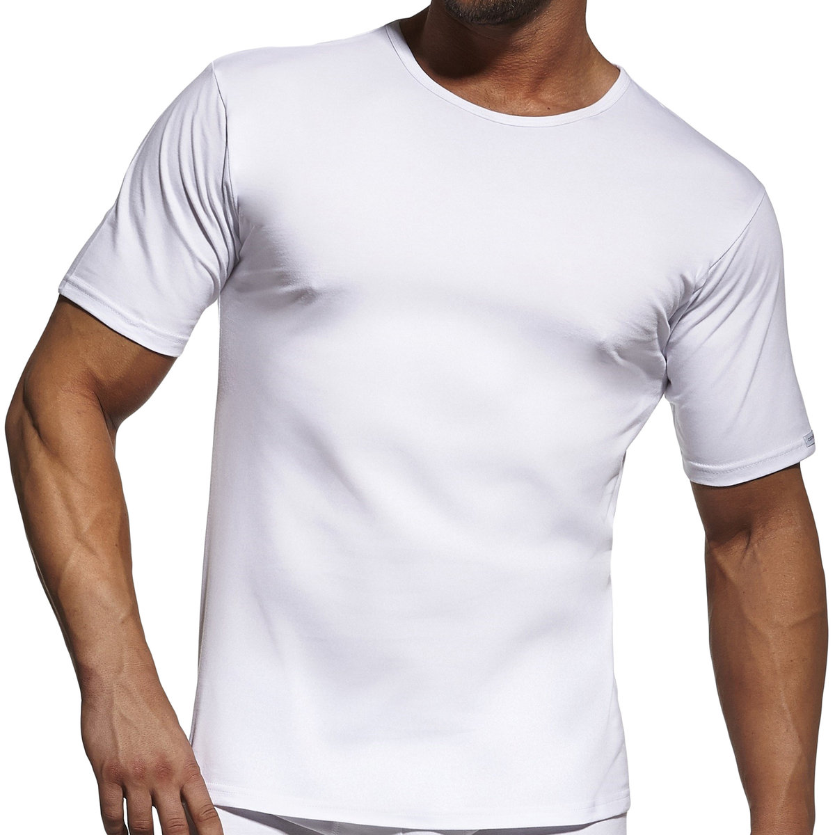 Klasyczny biały t-shirt podkoszulek męski 202 New Cornette