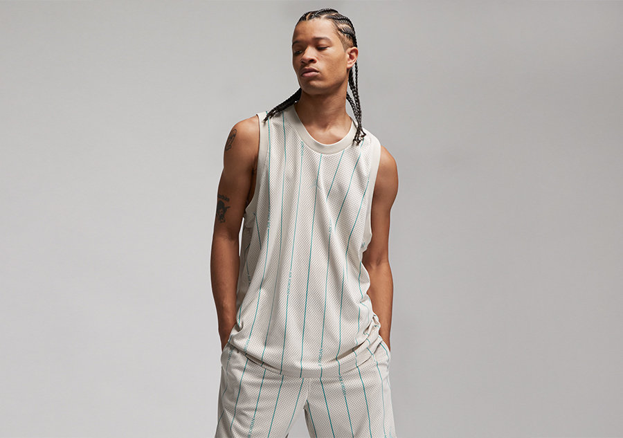 Nike Air Jordan Essentials All Over Printed Jersey Light Orewood Brown