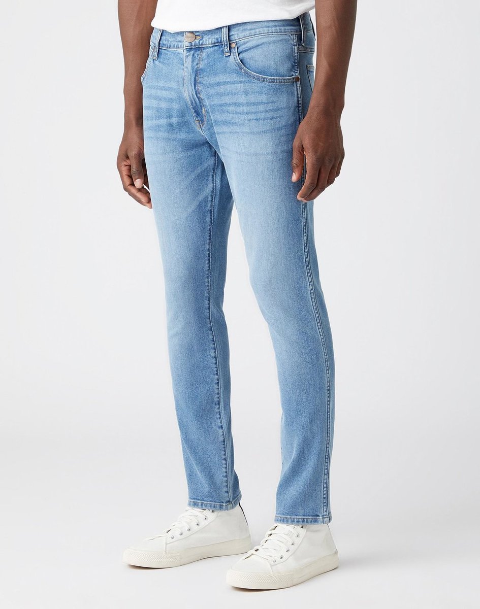 Męskie Spodnie Jeansowe Wrangler Larston Gold Star W18Sw735Z-W31 L34