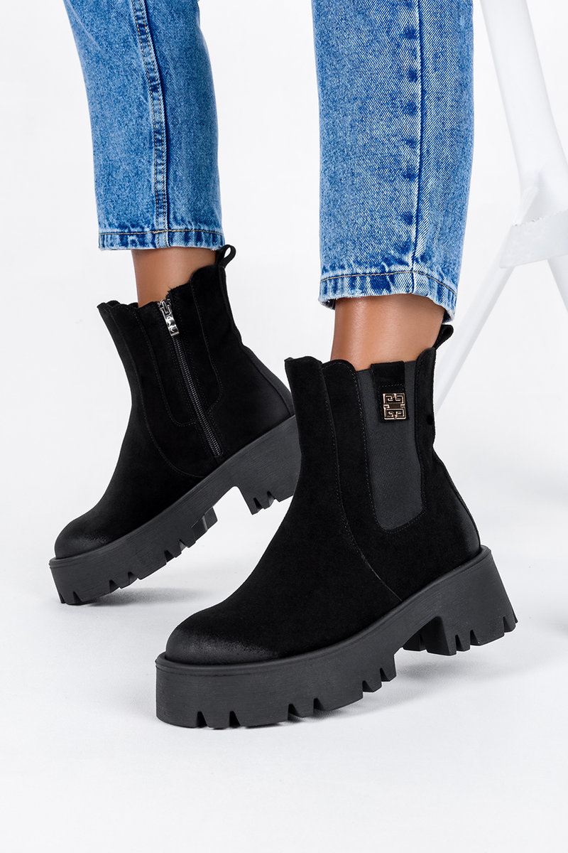Czarne botki skórzane damskie na platformie z gumką złota ozdoba PRODUKT POLSKI Casu 60453-37
