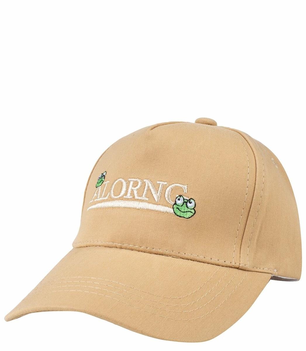 Dziecięca czapka z daszkiem ozdobiona haftem z żabkami