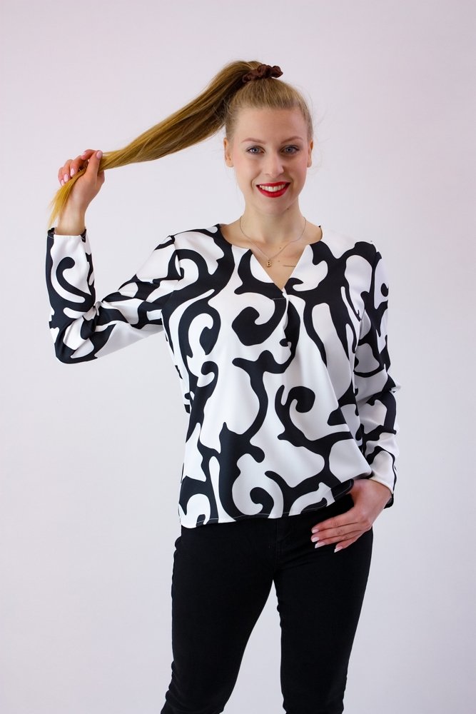 Elegancka bluzka Blue Biało-czarna 44