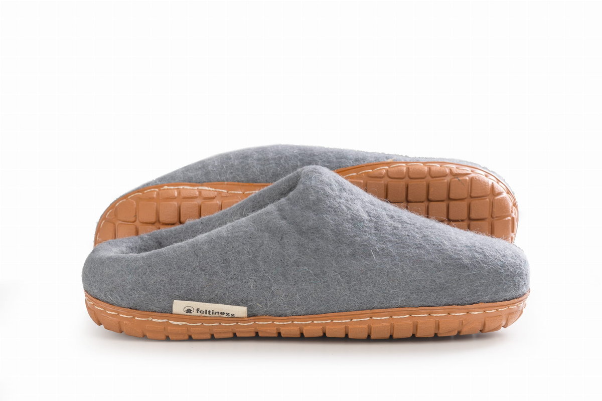 Feltiness, Paputy filcowe chodaki popielate z podeszwą 45 28 cm