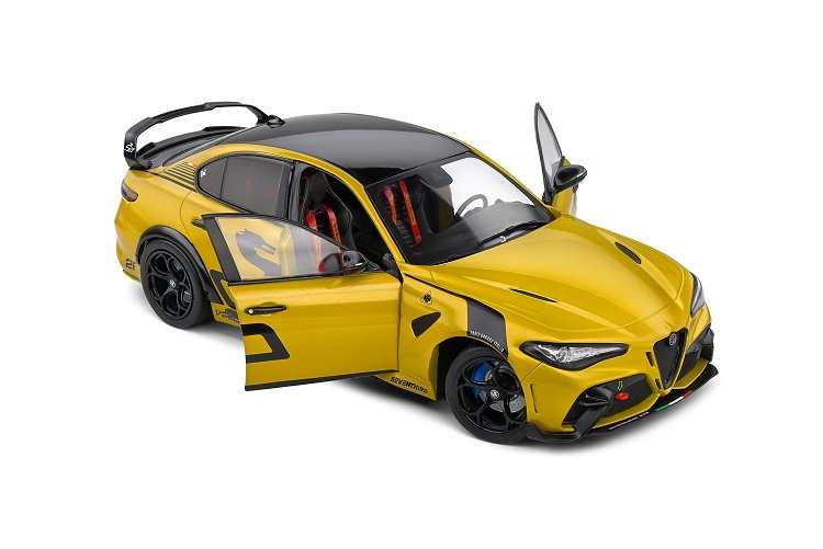 Solido Alfa Romeo Giulia Gtam  Nagemaakt 202 1:18 1806905