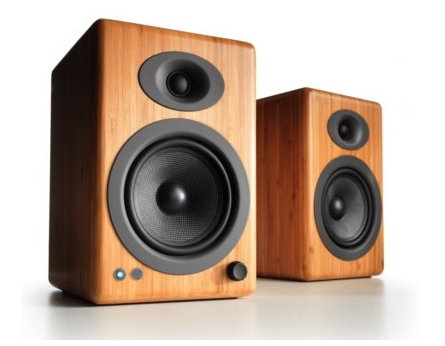 Audioengine A5+ BT bambus