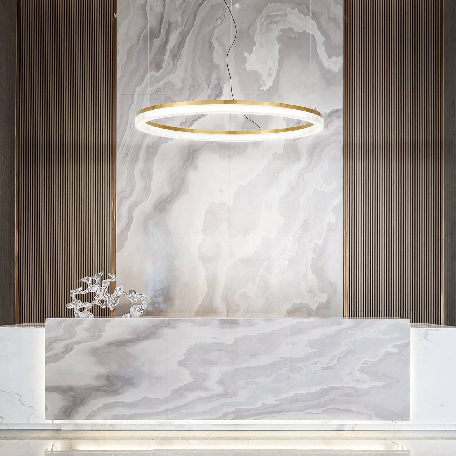 Ideallux Lampa wisząca Ideal Lux LED Crown Ø 80 cm, metal w kolorze mosiądzu