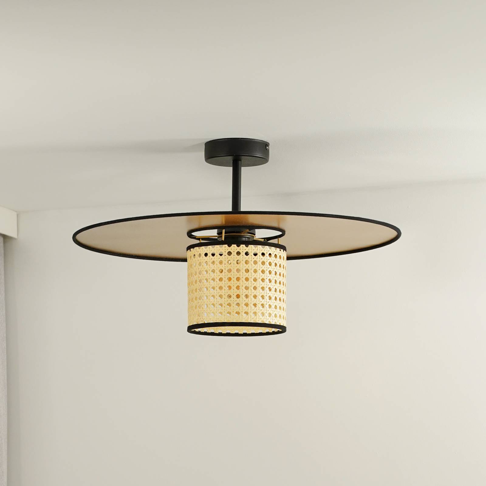 Lampa sufitowa Euluna Manila, kolor złoty, rattan, Ø 50 cm