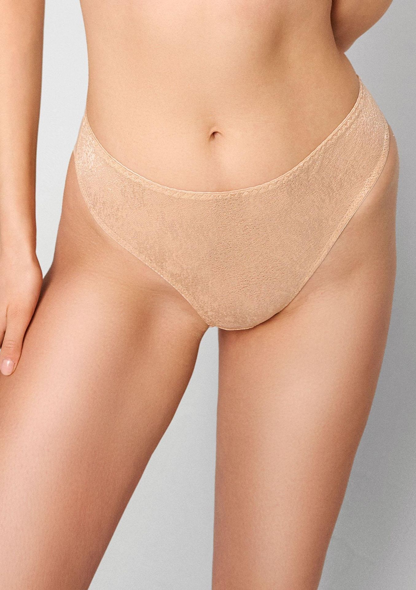 Figi damskie typu brazyliany z żakardowym przodem Honey Poupee Marilyn - POUPEE