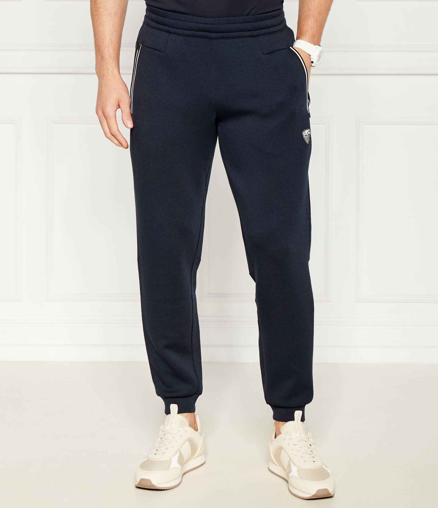 EA7 Spodnie dresowe Slim Fit