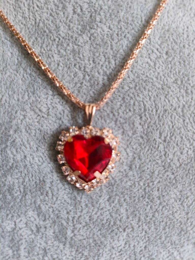 Naszyjnik łańcuszek wisiorek czerwone serce heart prezent