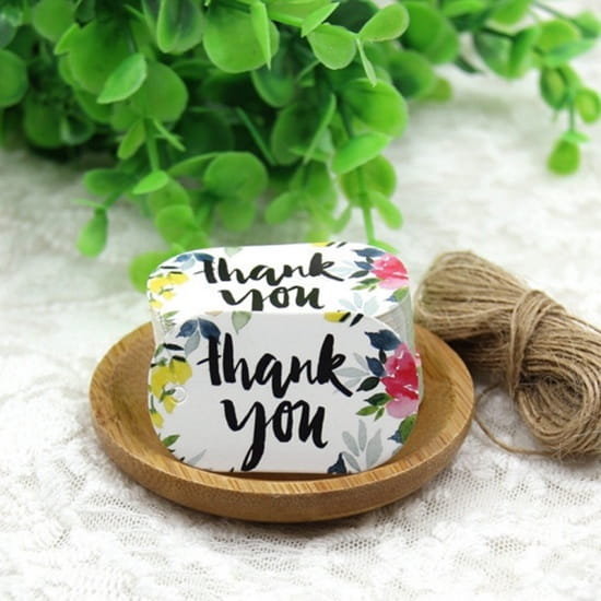 [07192] Papierowe metki owalne ze sznurkiem kwiaty THANK YOU 2szt