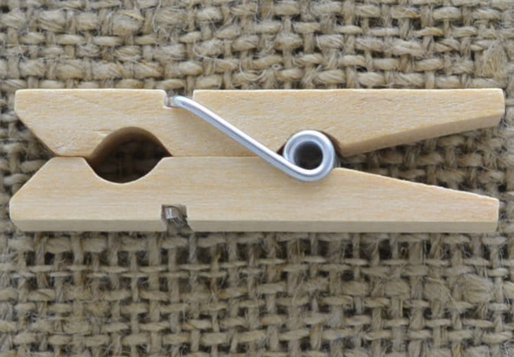 [171100] Klamerka drewniana 34*9mm 3szt