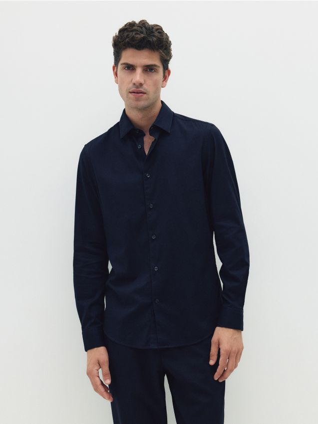 Reserved - Gładka koszula slim fit - granatowy