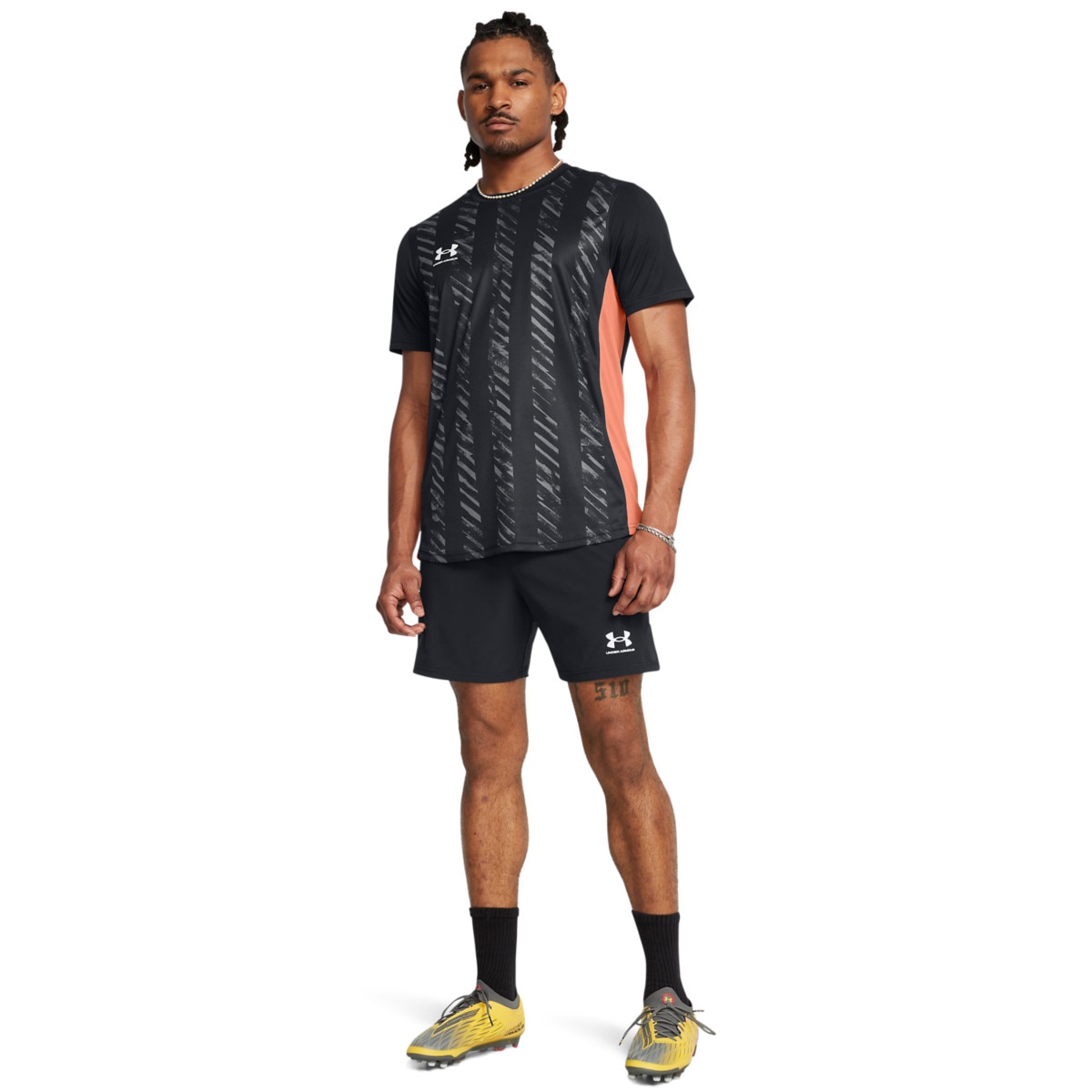 Męskie spodenki do piłki nożnej Under Armour UA M's Challenger Pro Woven Short - czarne - UNDER ARMOUR