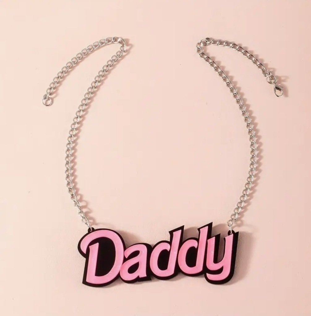 Naszyjnik wisiorek daddy różowy tatuś prezent