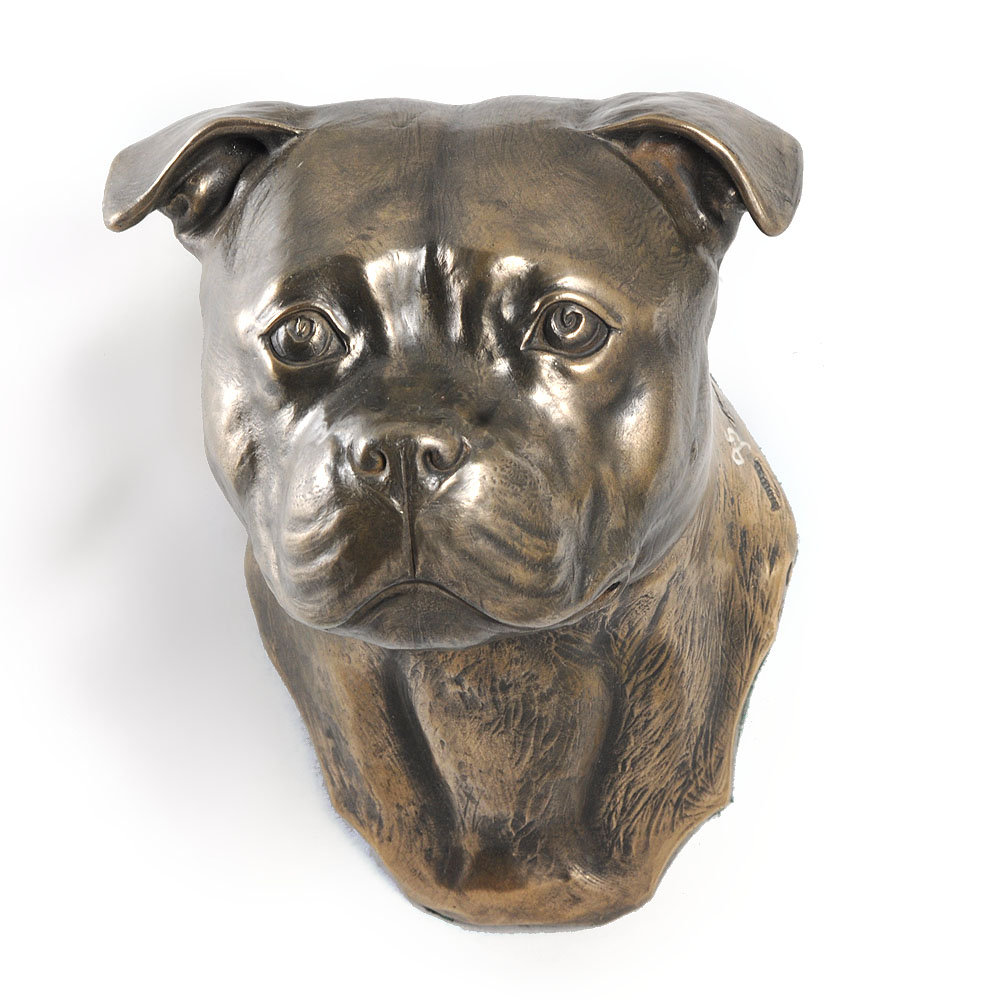 Amerykański Staffordshire Terrier - statuetka psa, wiszące popiersie, unikatowa ozdoba dla miłośnika psów marki Art-Dog