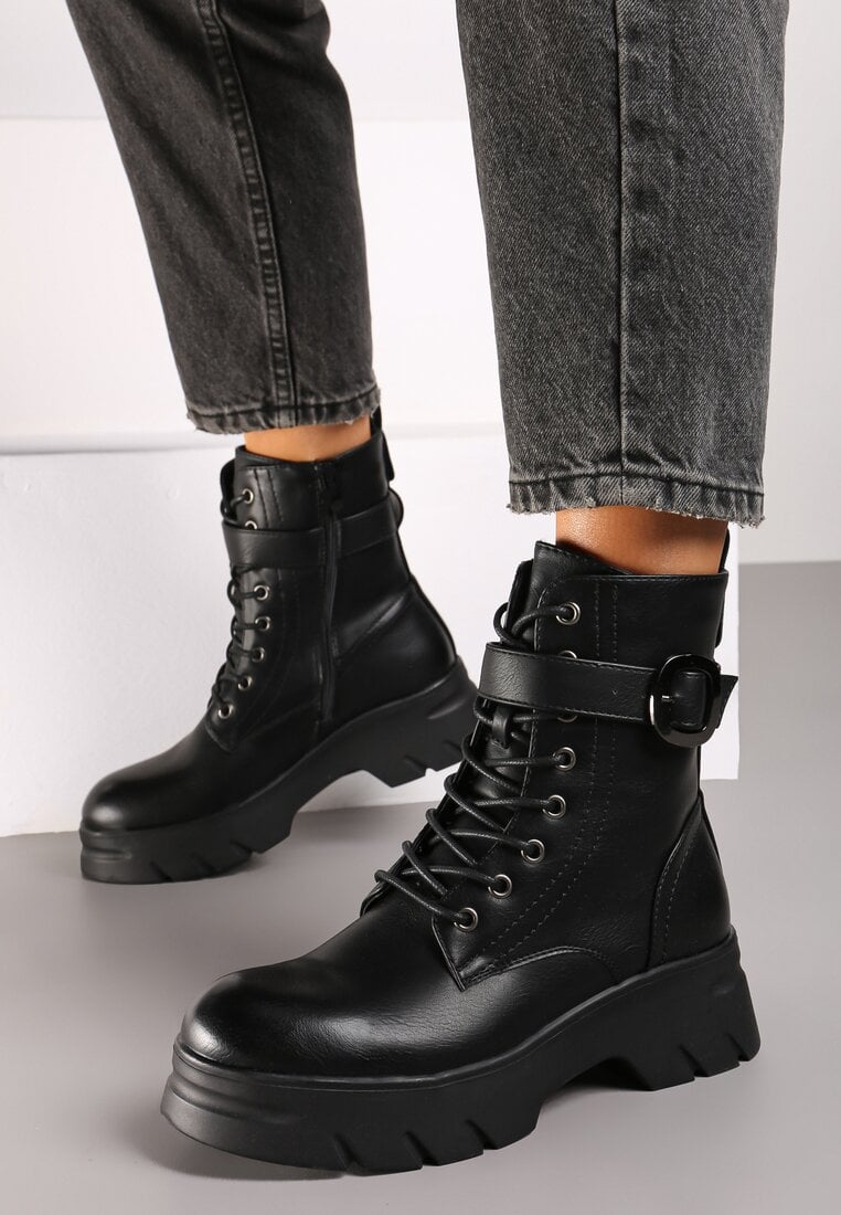 Czarne Botki Workery z Ozdobną Klamerką i Grubą Podeszwą Beriela