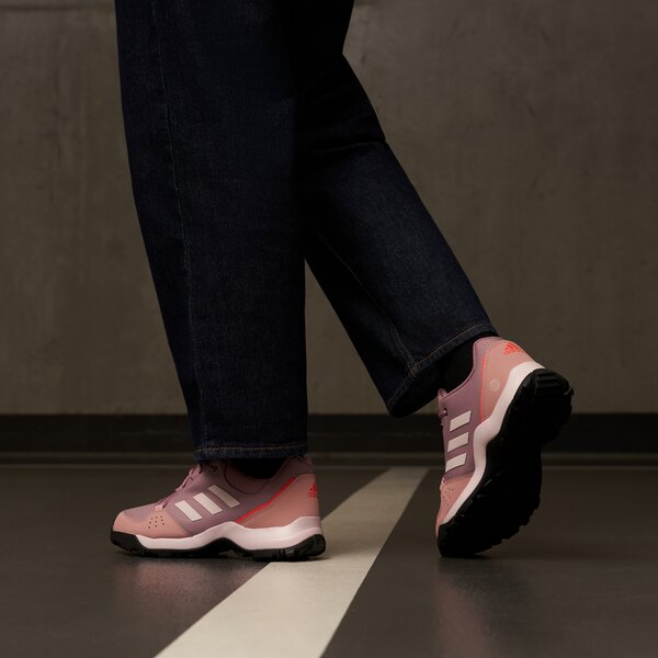 ADIDAS HYPERHIKER LOW K