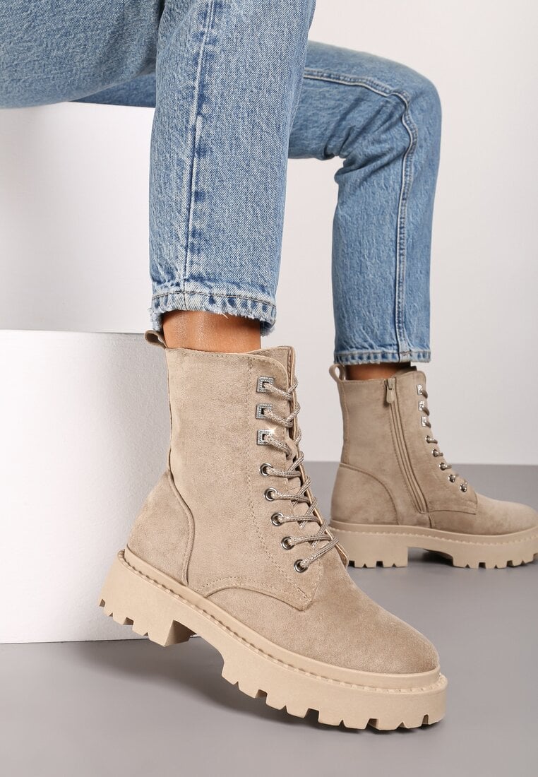 Ciemnobeżowe Botki Workery na Płaskiej Podeszwie Wykończone Cyrkoniami Lerissna