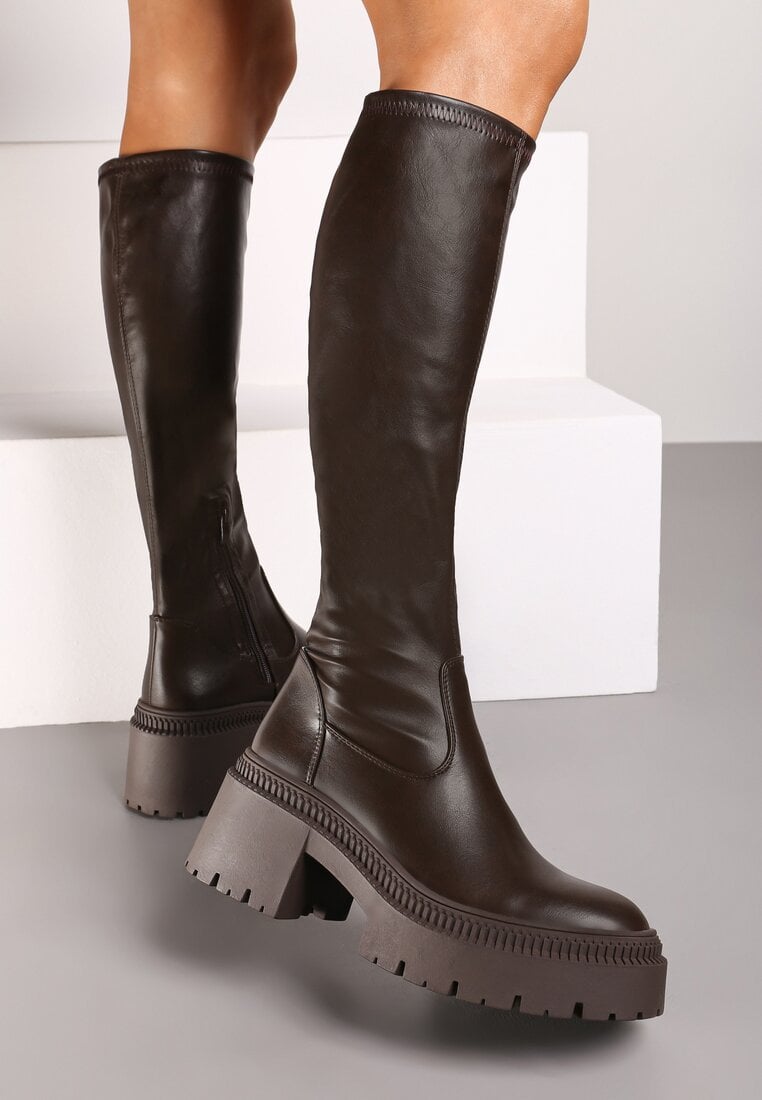 Brązowe Kozaki na Obcasie Typu Słupek z Wysoką Dopasowaną Cholewką Laoliana