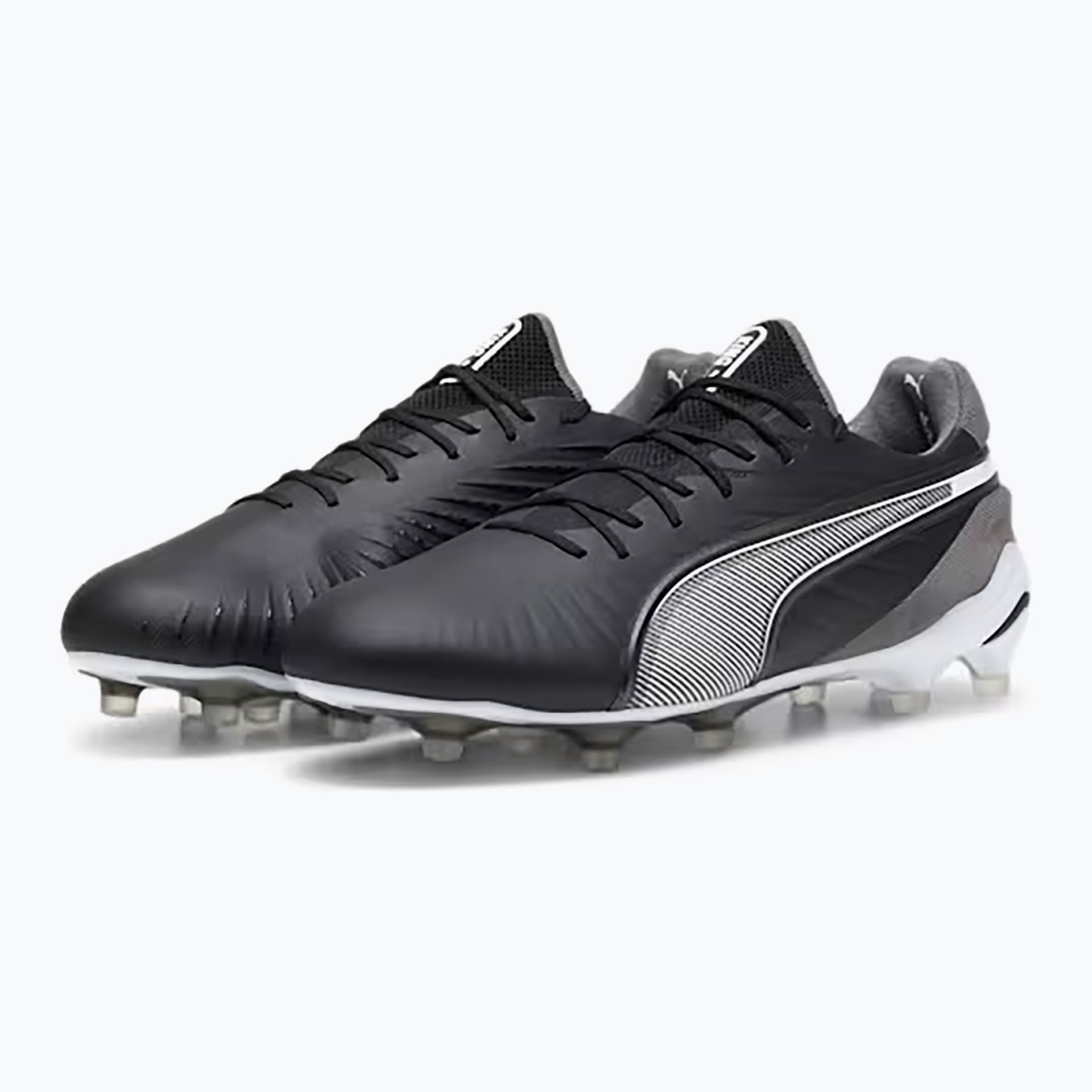 Buty piłkarskie PUMA King Ultimate FG/AG puma black/puma white/cool dark gray WYSYŁKA W 24H 30 DNI NA ZWROT