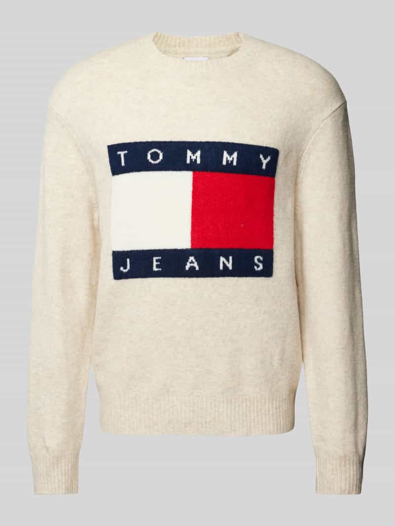 Sweter z dzianiny o kroju regular fit z wyhaftowanym logo