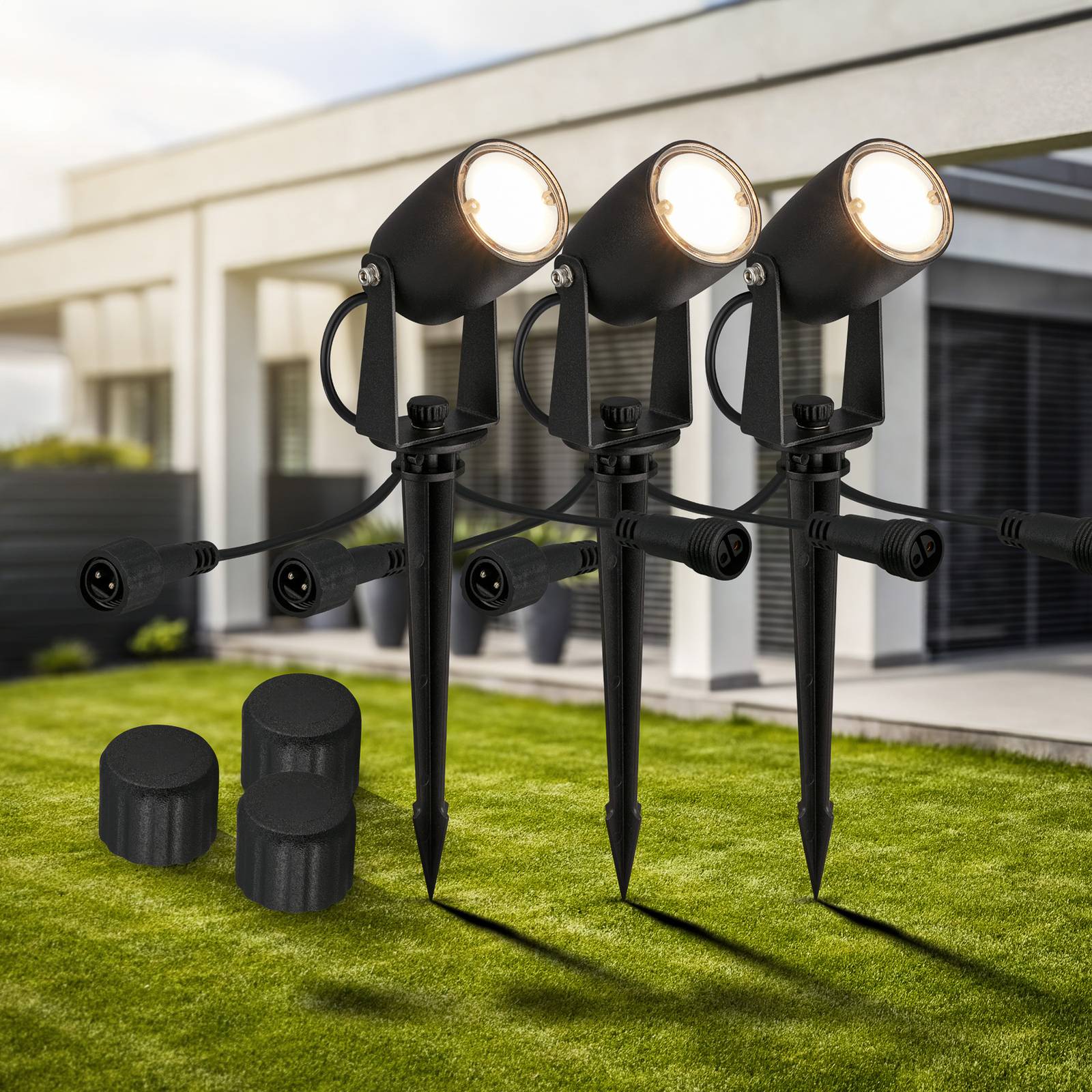 Briloner Spot LED z kolcem uziemiającym 3928035 12 V 3x przedłużka czarna Ø 4 cm