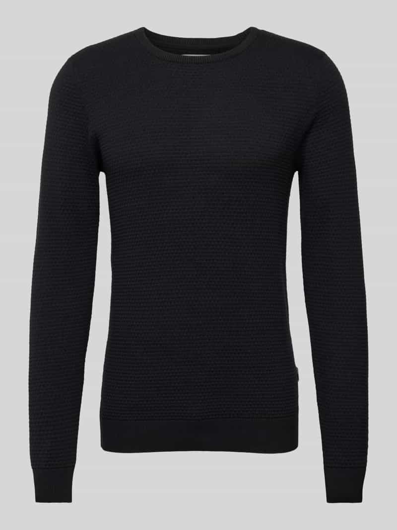 Sweter z dzianiny z fakturowanym wzorem