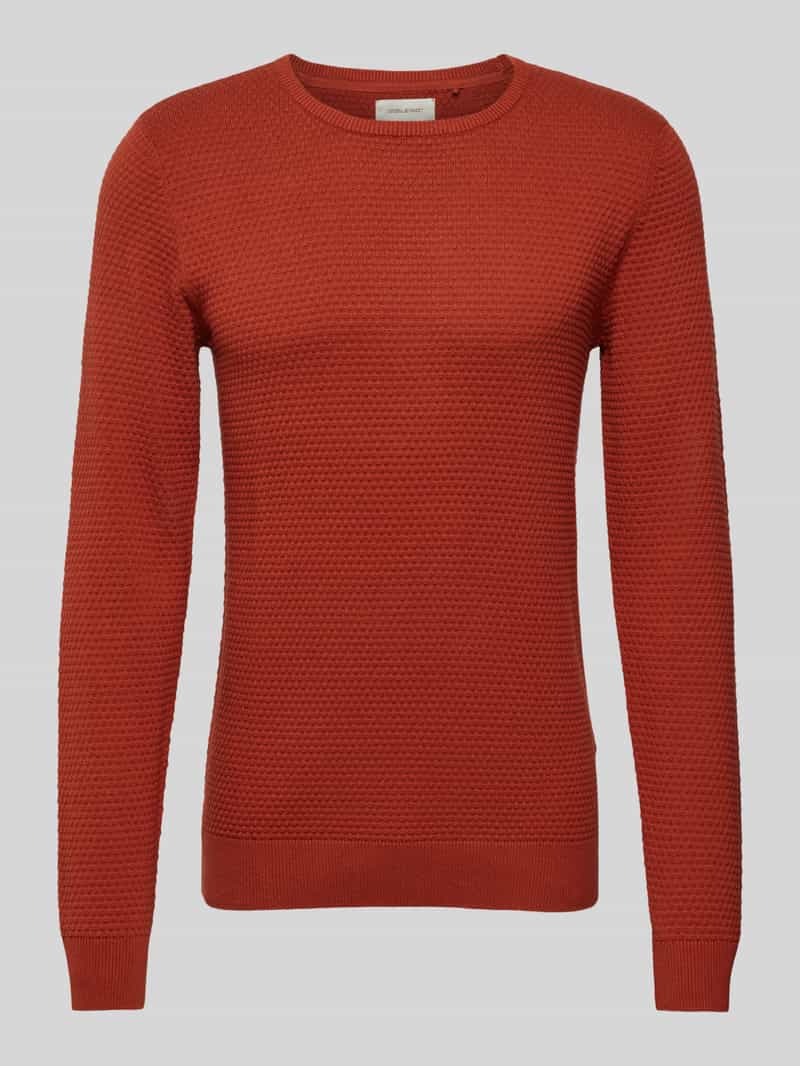 Sweter z dzianiny z fakturowanym wzorem