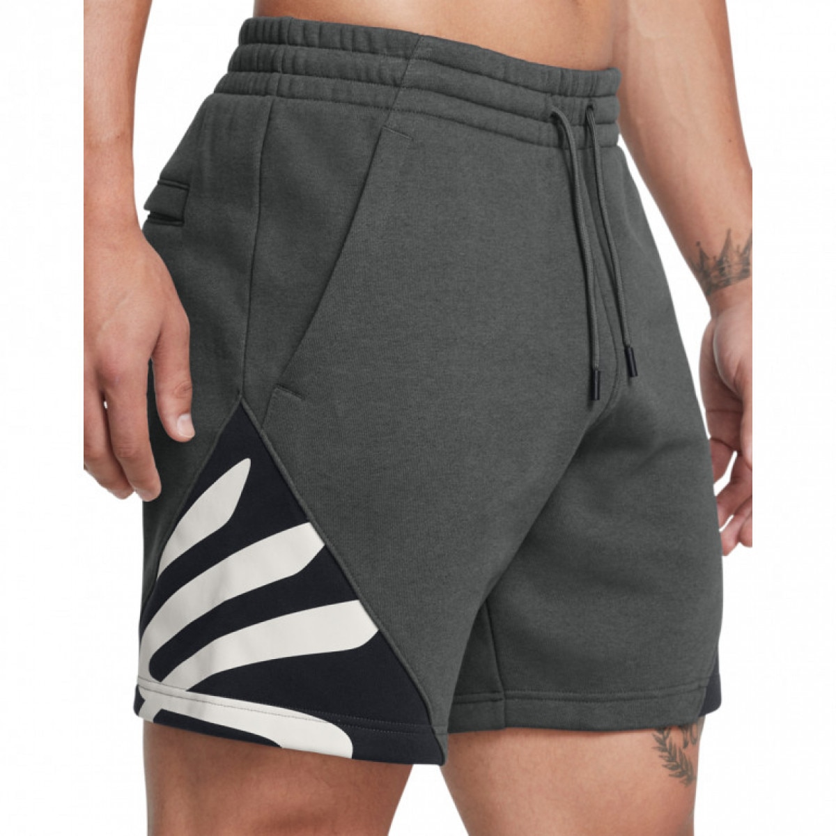 Męskie spodenki dresowe Under Armour Curry Splash Fleece - szare - UNDER ARMOUR