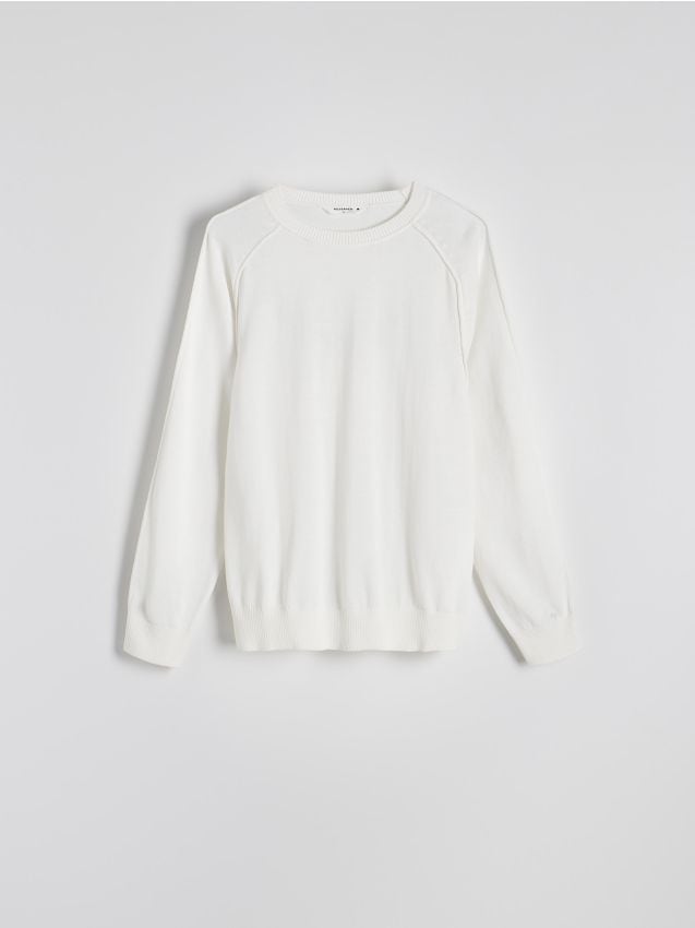 Reserved - Gładki sweter - złamana biel