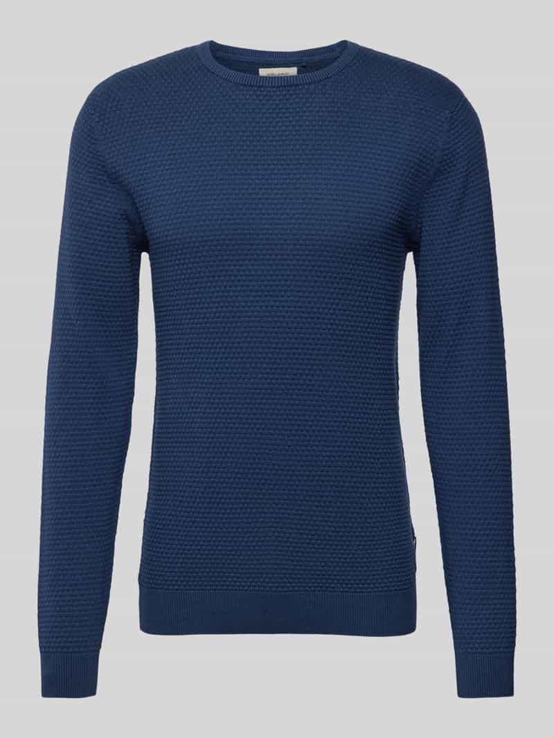 Sweter z dzianiny z fakturowanym wzorem