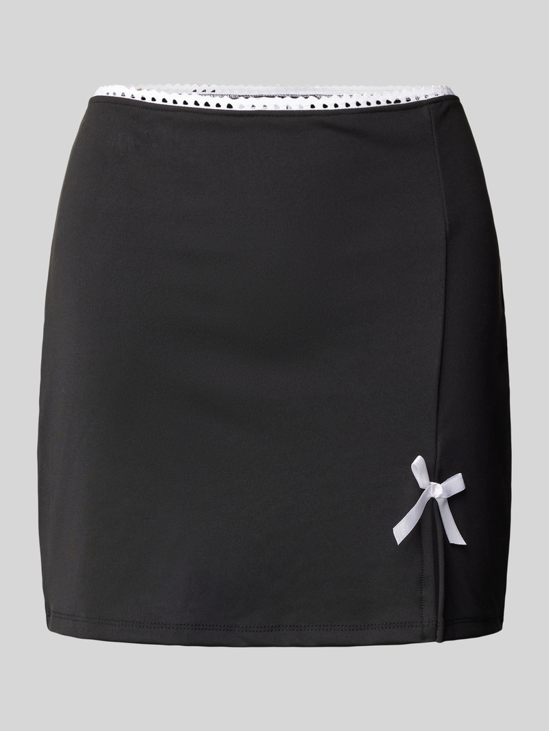 Spódnica mini z wiązanym detalem model ‘ZITA’