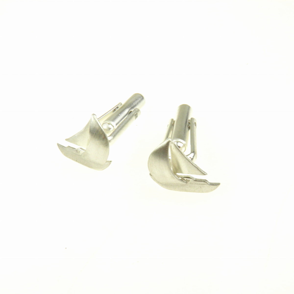 Spinki do mankietów z żaglówkami