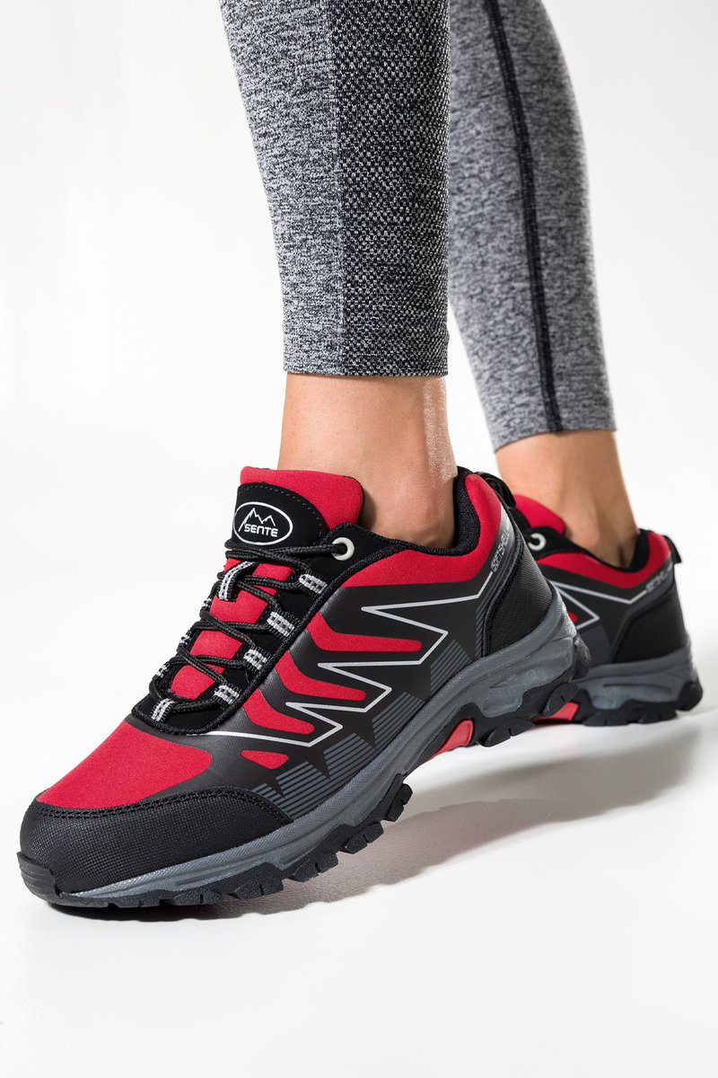 Czerwone buty trekkingowe damskie sznurowane z czarnymi dodatkami softshell Casu B2113-5-36
