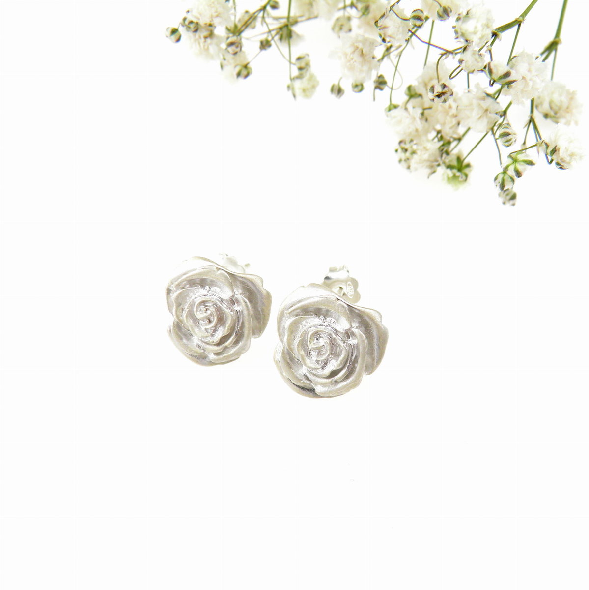 Kolczyki srebrne - Białe różyczki na sztyftach