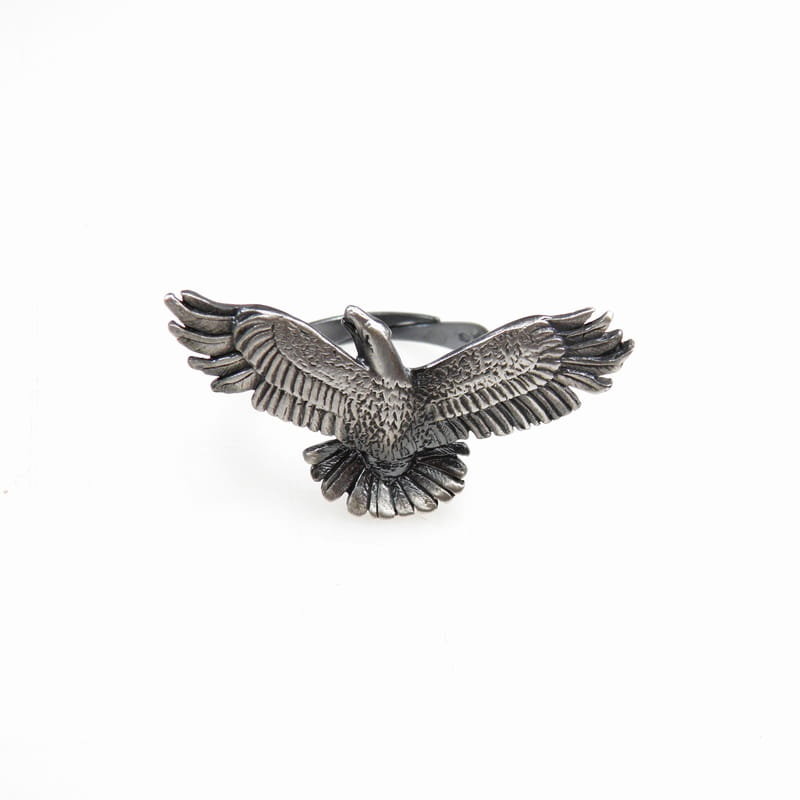 Pierścionek z orłem - srebrna biżuteria artystyczna