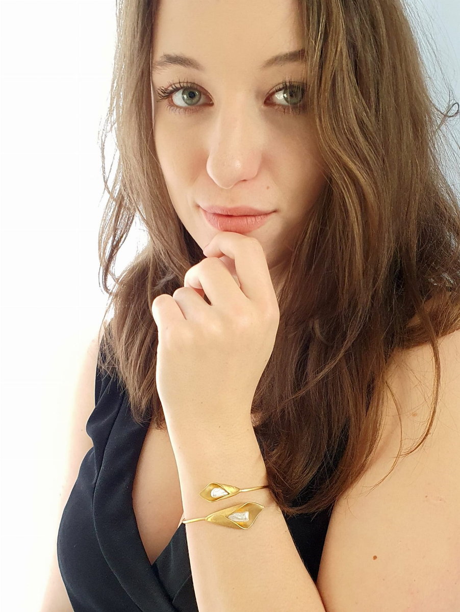 Lilie z perłami - bransoletka srebrna pozłocona